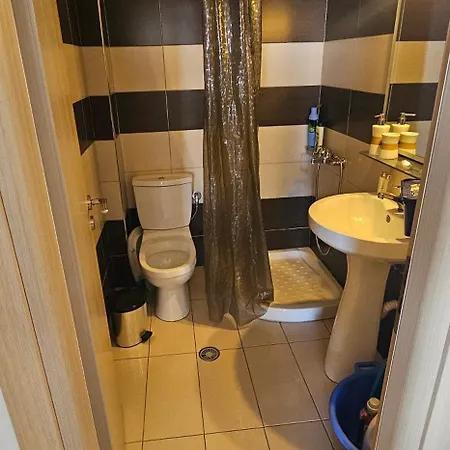 Pasha Flat * Sarandë